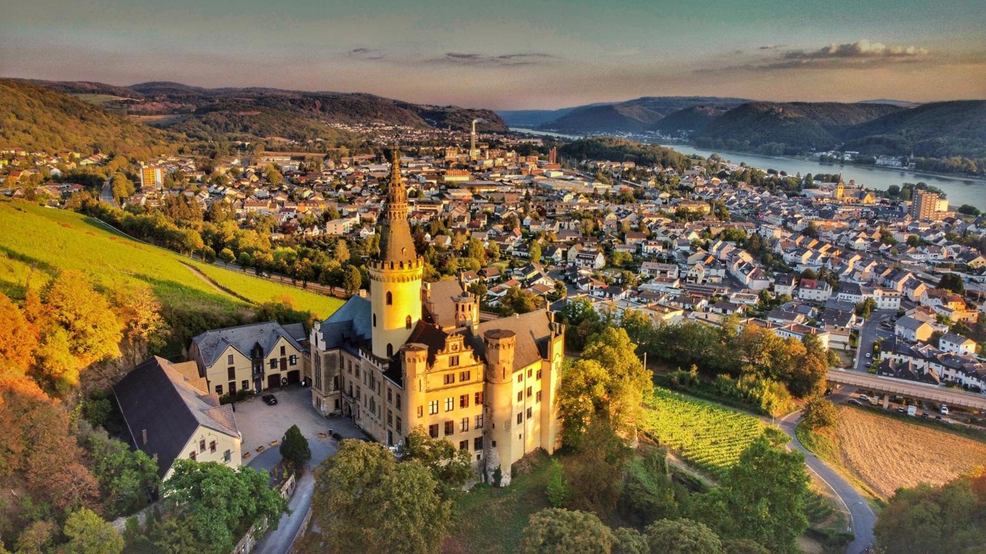 Schloss Arenfels Бад Хьонинген Екстериор снимка